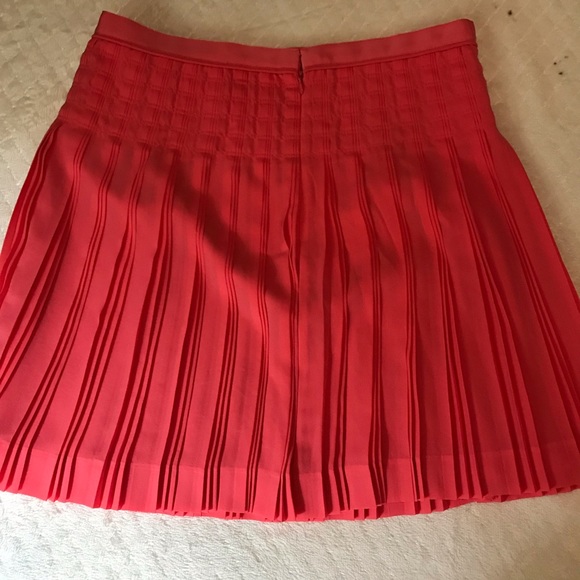 J. CREW Coral Stitched-down pleated mini skirt - Picture 2 of 4